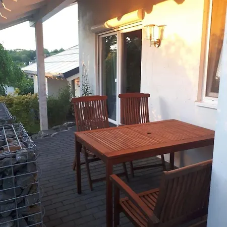 Ferienhaus Mit Ueberdachter Terrasse Friedrichshausen